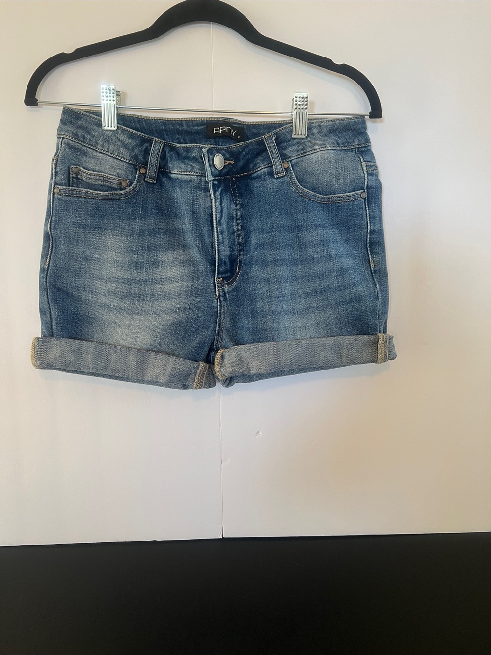 APNY Women's Light Blue Rolled Hem Denim Shorts, size 4